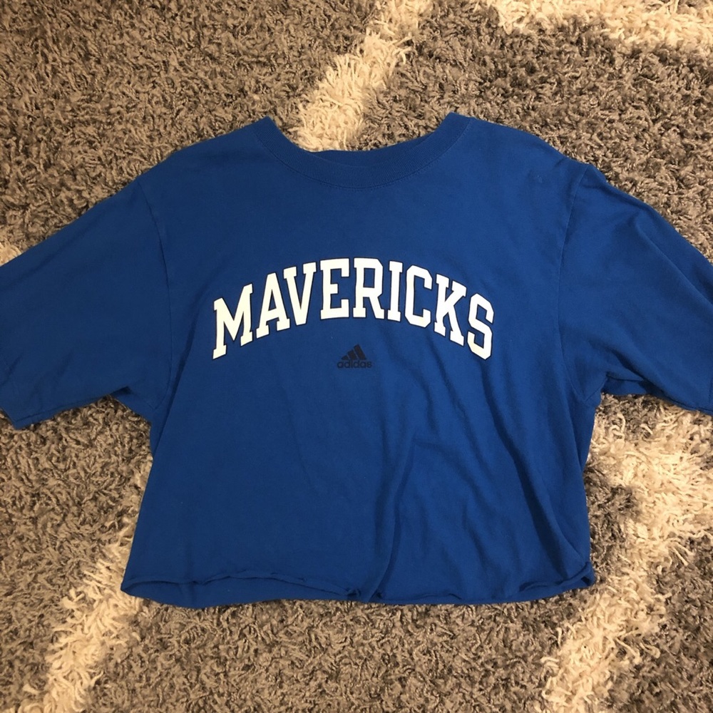 THRIFTED ADUDAS DALLAS MAVERICKS CROP TOP